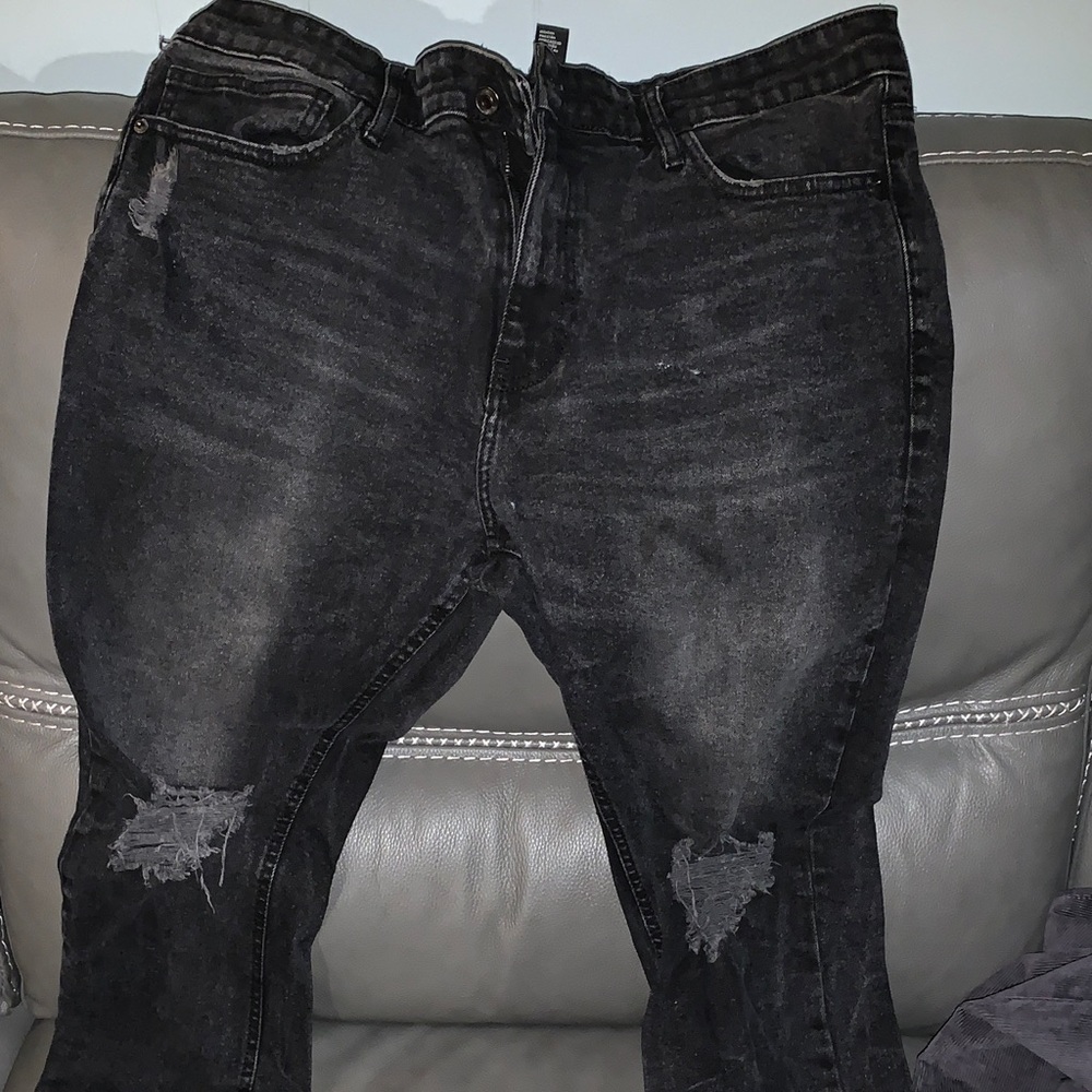 Forever 21 Men's Charcoal Distressed Jeans